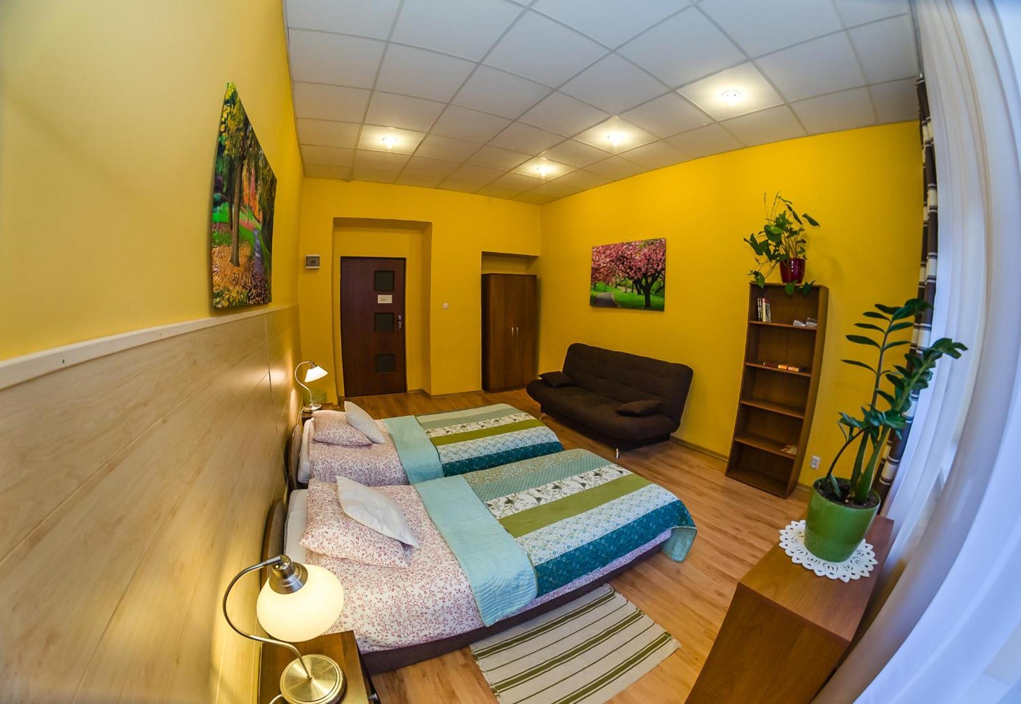 Hostel Kamienica Płock Pokoj fotografie