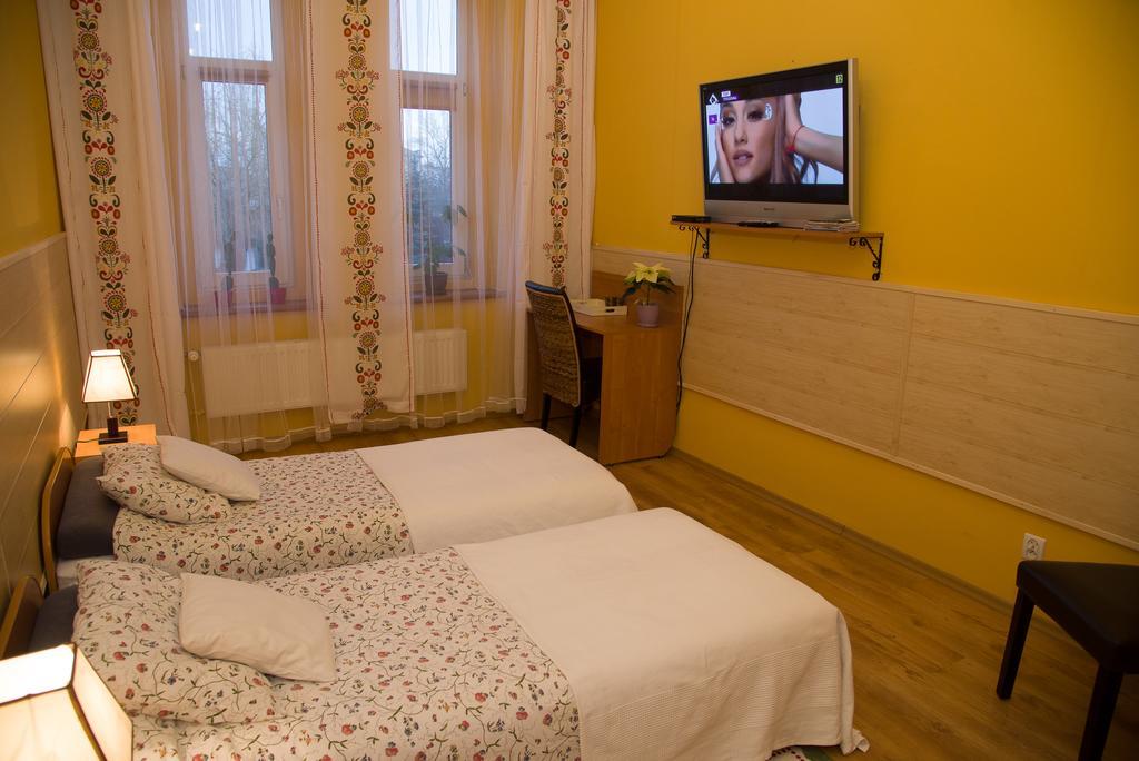 Hostel Kamienica Płock Pokoj fotografie